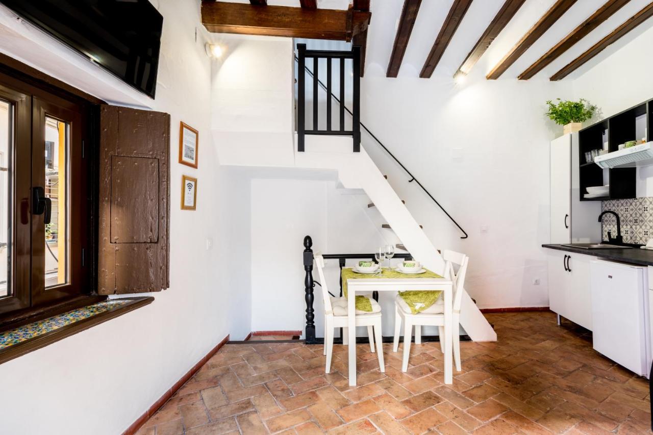 Casa Ispal Alfalfa Sevilla Exteriör bild
